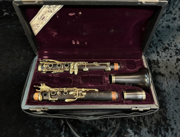 Photo Yamaha YCL CSG Custom Clarinet With Gold Plated Key Work, Serial #02831